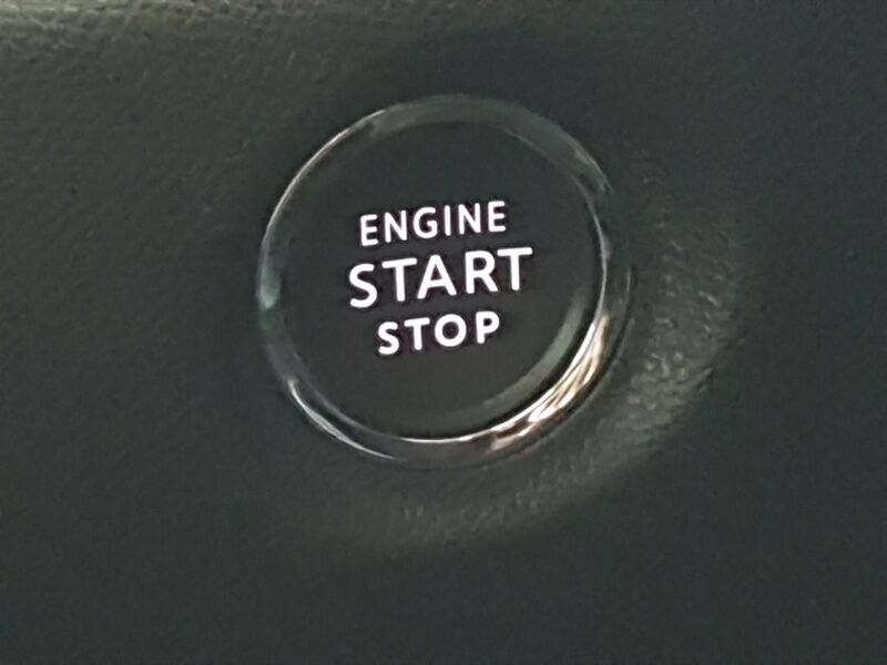 More views of Citroen e-C4 X