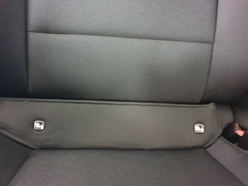 More views of MG MG4