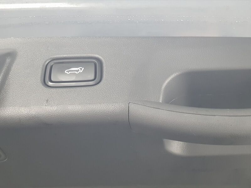 More views of Hyundai Tucson