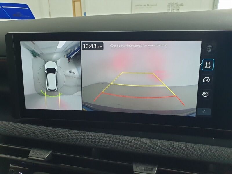 More views of Hyundai Tucson