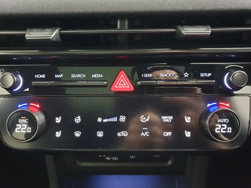 More views of Hyundai Tucson