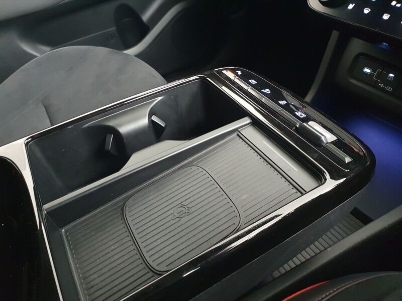 More views of Hyundai Tucson