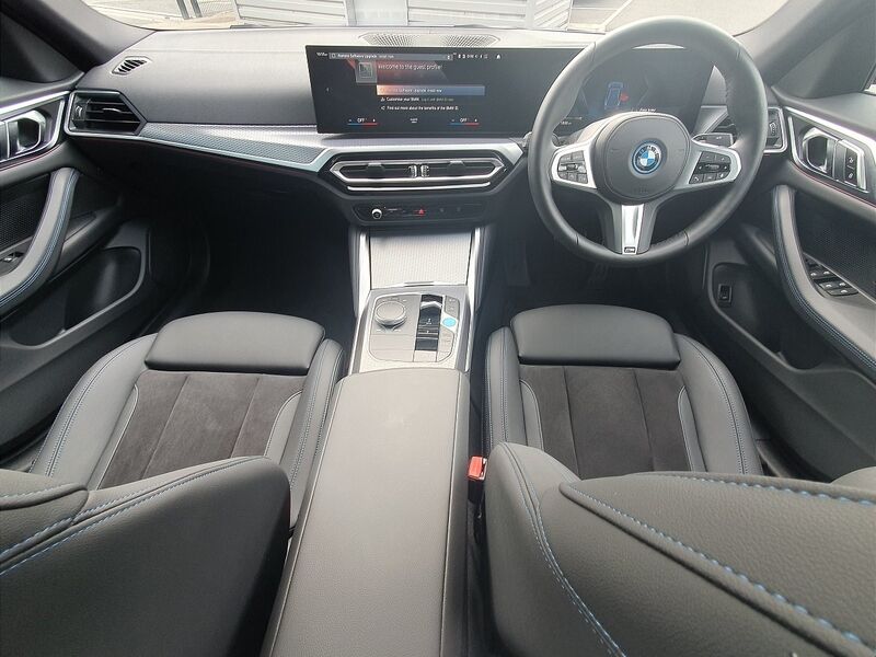 More views of BMW i4