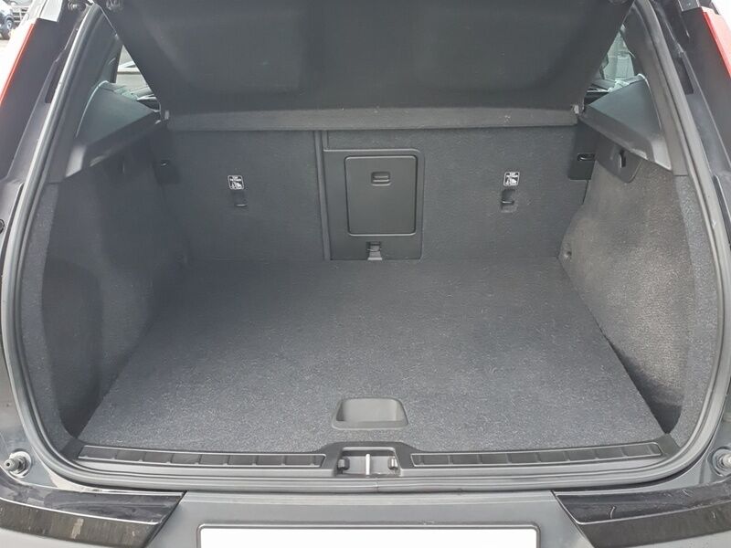 More views of Volvo XC40