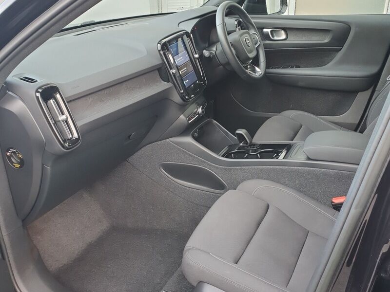 More views of Volvo XC40