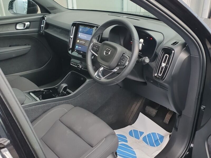 More views of Volvo XC40