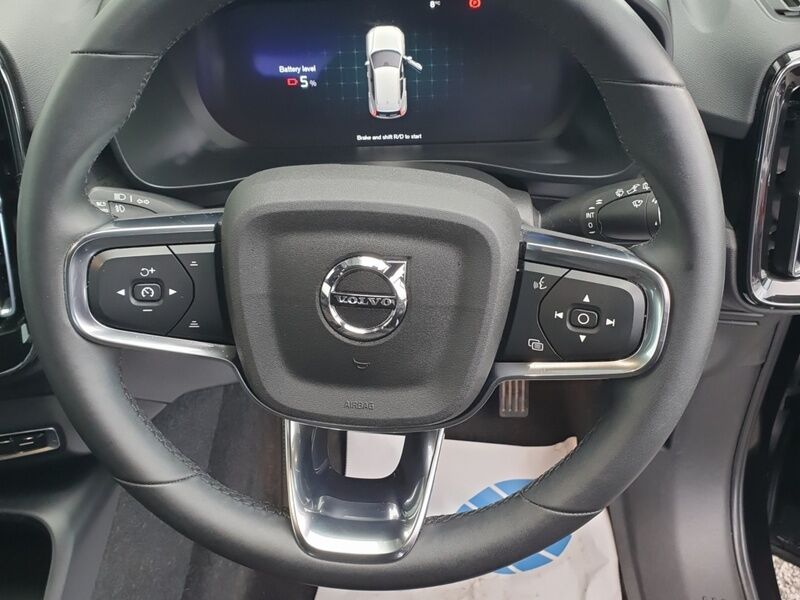 More views of Volvo XC40