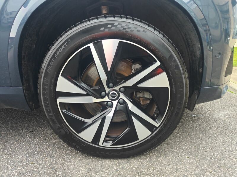 More views of Volvo XC90