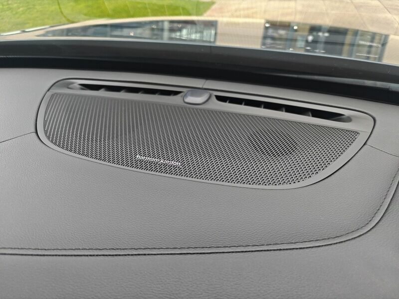 More views of Volvo XC90