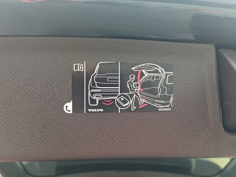 More views of Volvo XC90