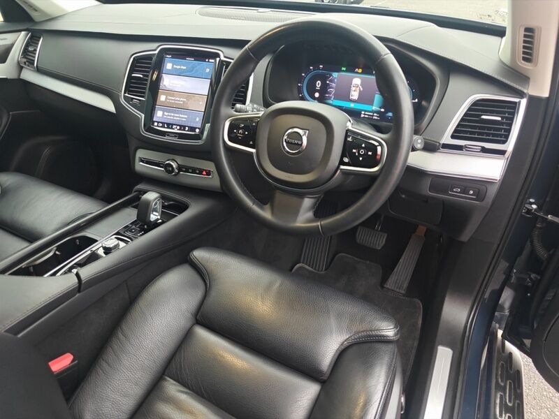 More views of Volvo XC90