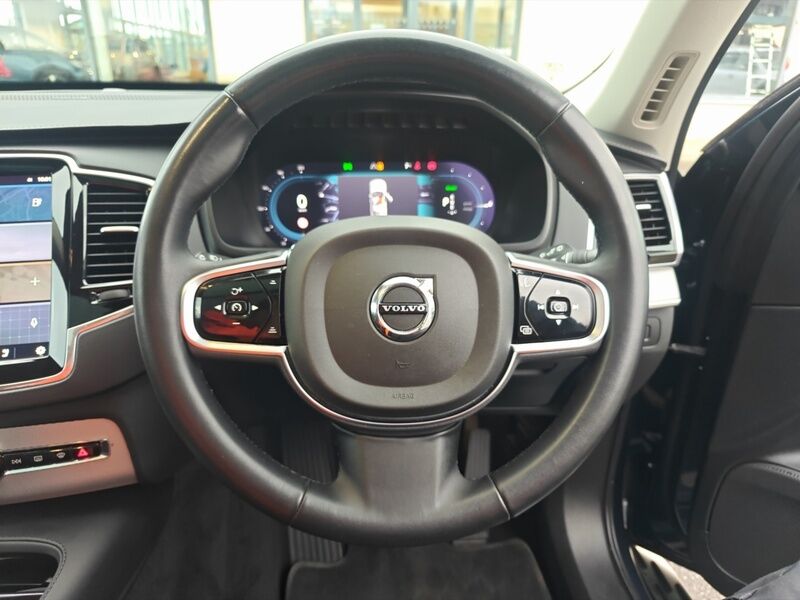 More views of Volvo XC90