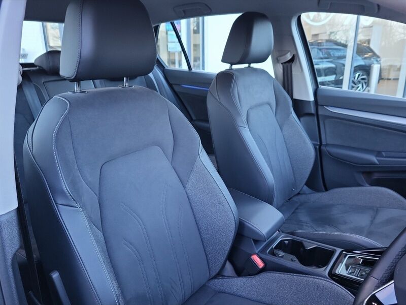 More views of Volkswagen Golf