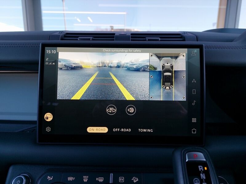 More views of Land Rover Defender