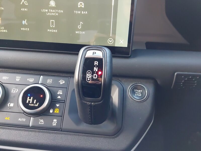 More views of Land Rover Defender