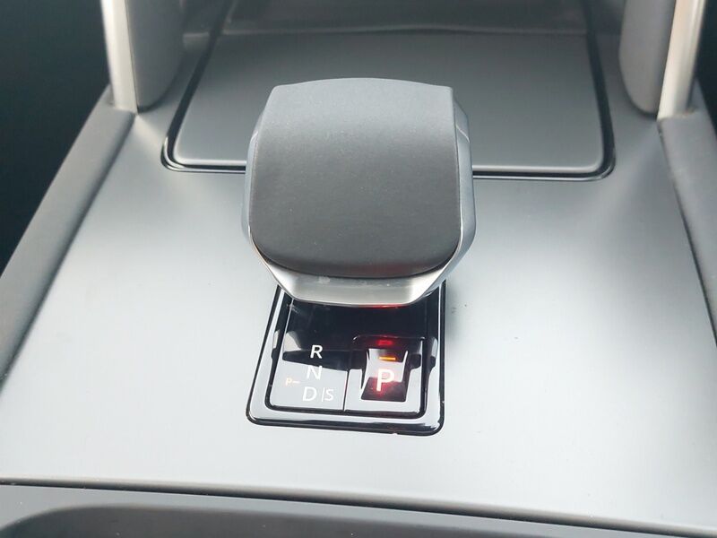 More views of Land Rover Discovery Sport