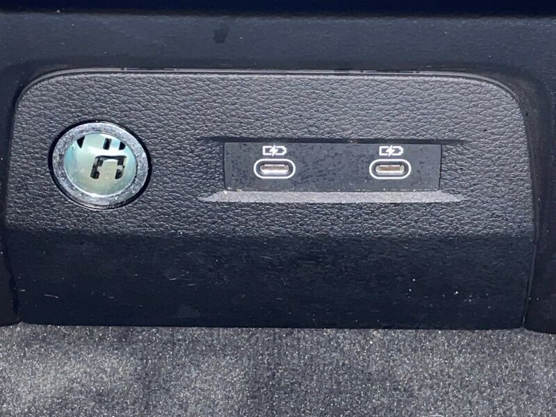 More views of Audi e-tron