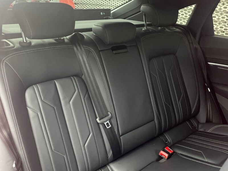 More views of Audi e-tron