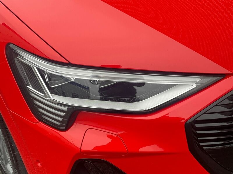 More views of Audi e-tron