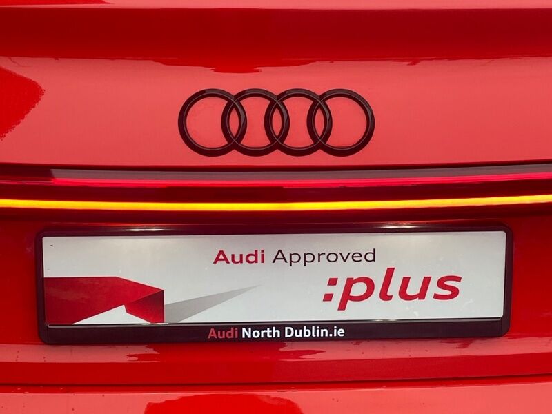 More views of Audi e-tron