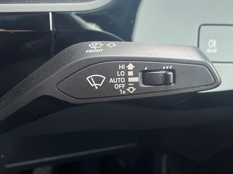 More views of Audi e-tron