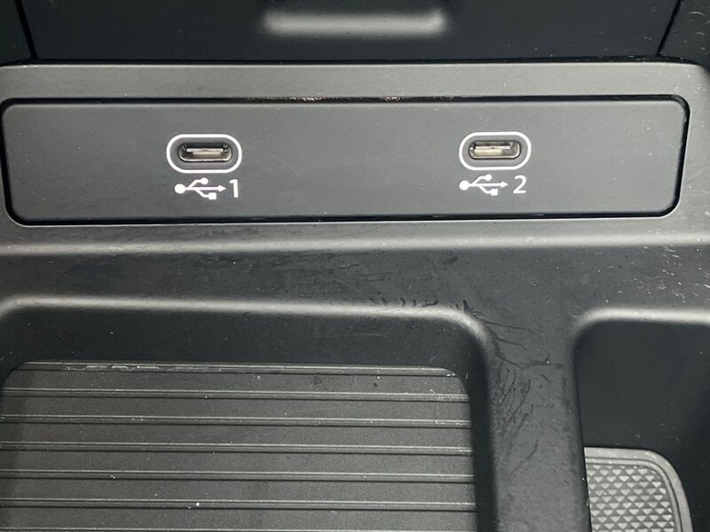 More views of Audi e-tron