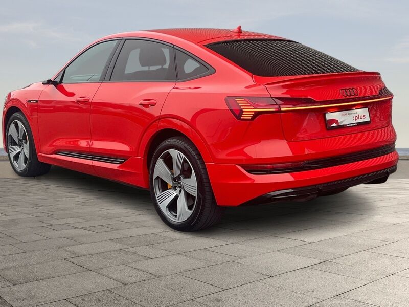 More views of Audi e-tron