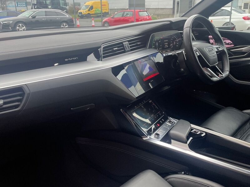 More views of Audi e-tron