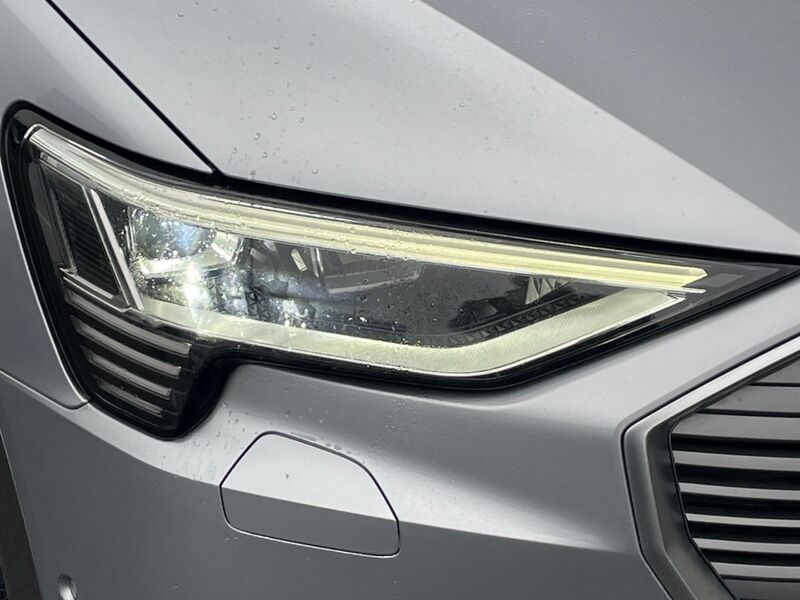 More views of Audi e-tron