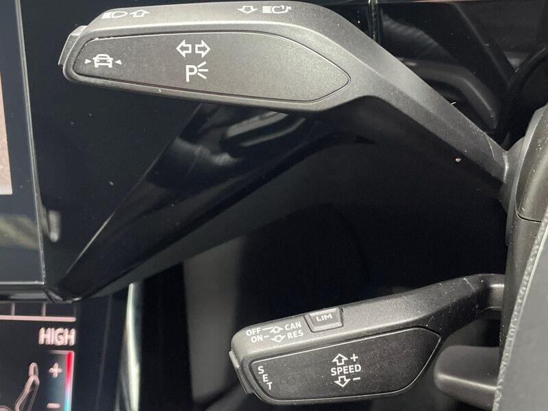 More views of Audi e-tron