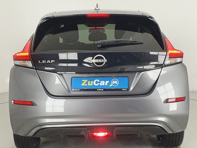 More views of Nissan Leaf