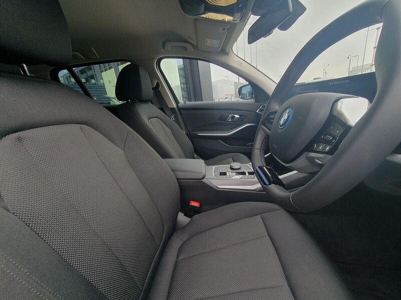 More views of BMW 3-Series