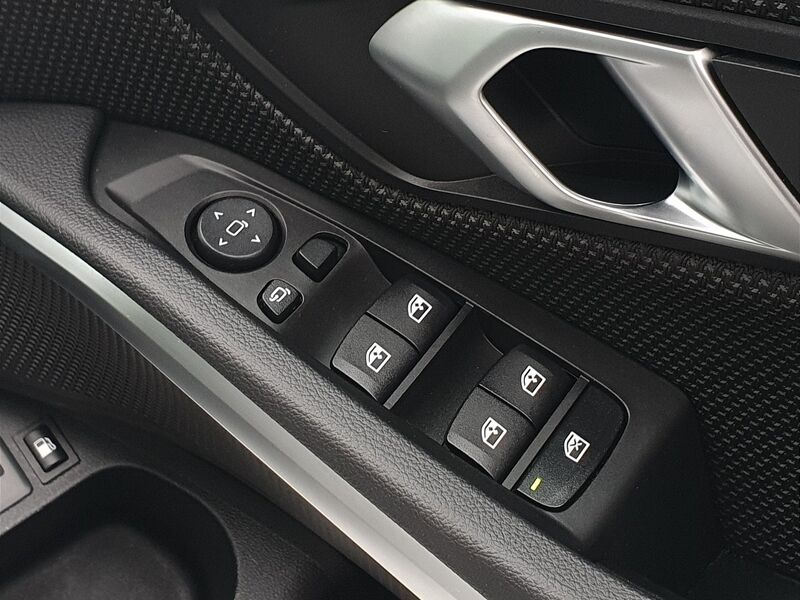 More views of BMW 3-Series