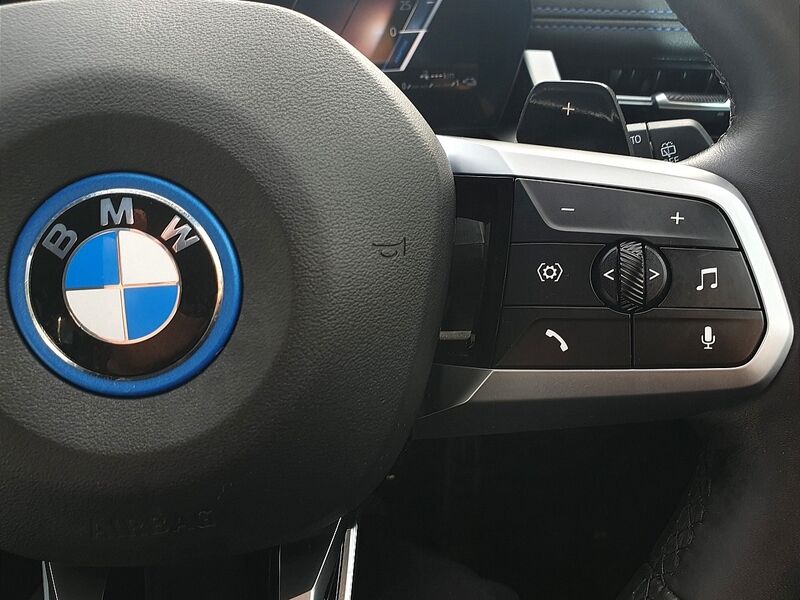 More views of BMW X1