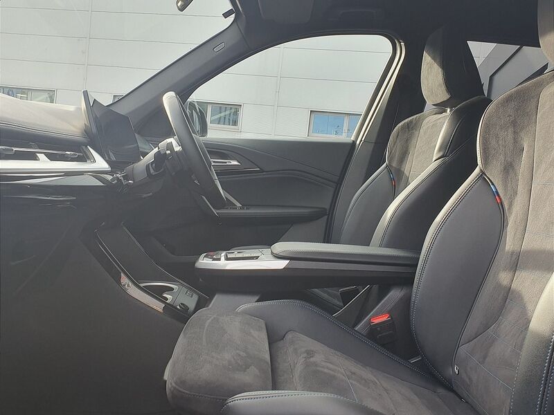 More views of BMW X1