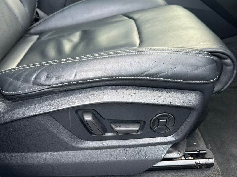 More views of Audi Q7