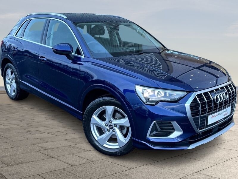 More views of Audi Q3