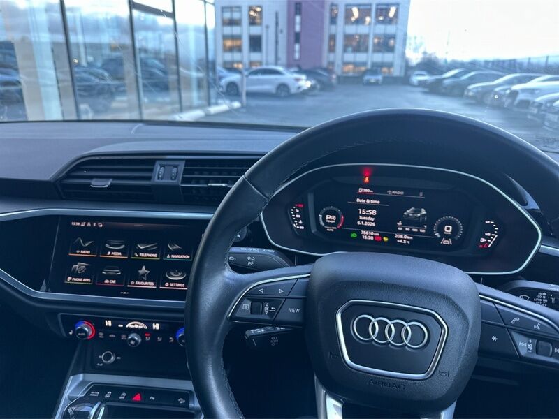 More views of Audi Q3