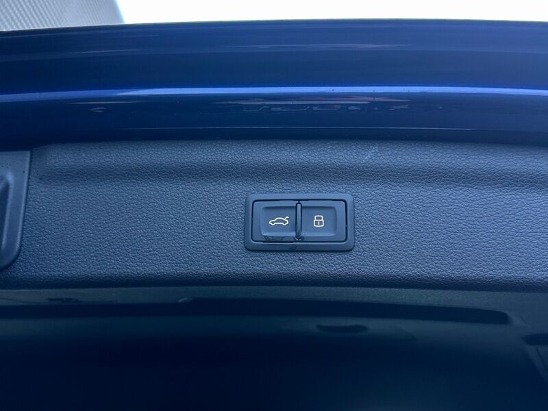 More views of Audi Q3