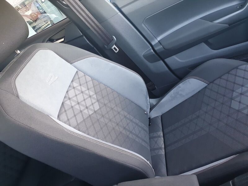 More views of Volkswagen Polo