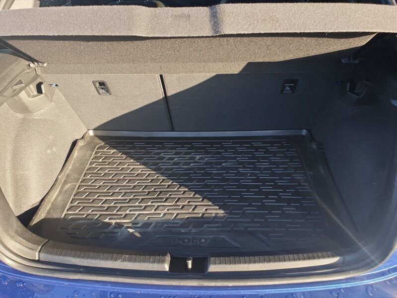 More views of Volkswagen Polo