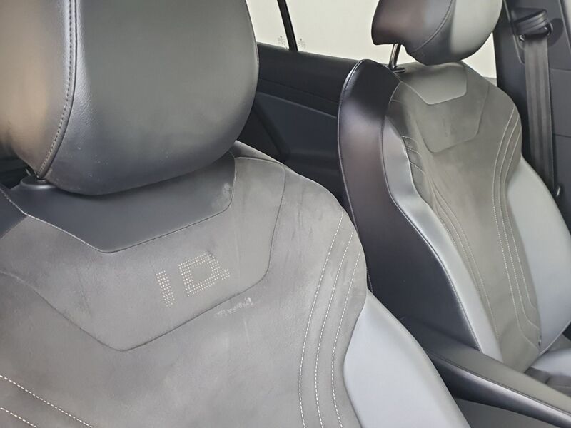 More views of Volkswagen ID.5