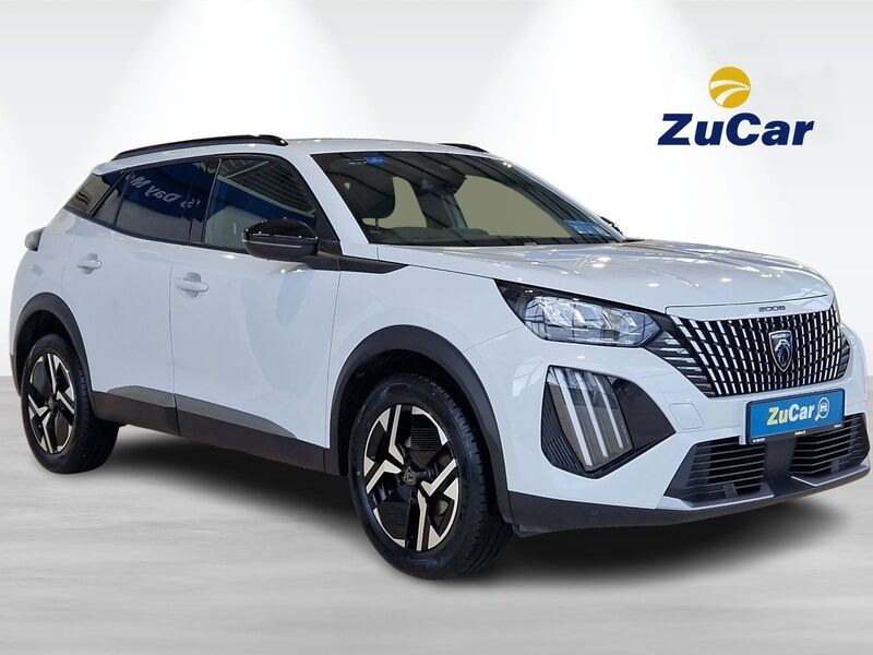 More views of Peugeot 2008