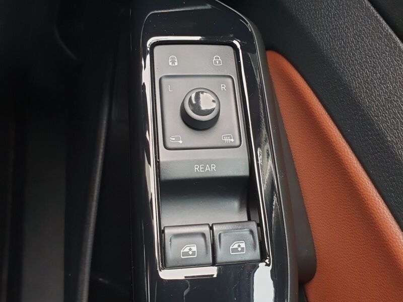 More views of Volkswagen ID.4