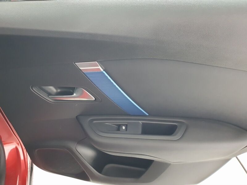 More views of Citroen e-C4