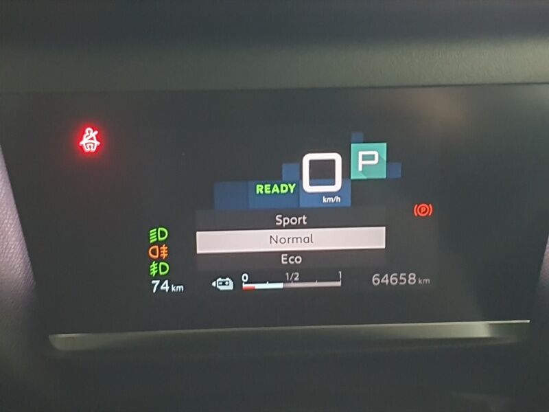 More views of Citroen e-C4