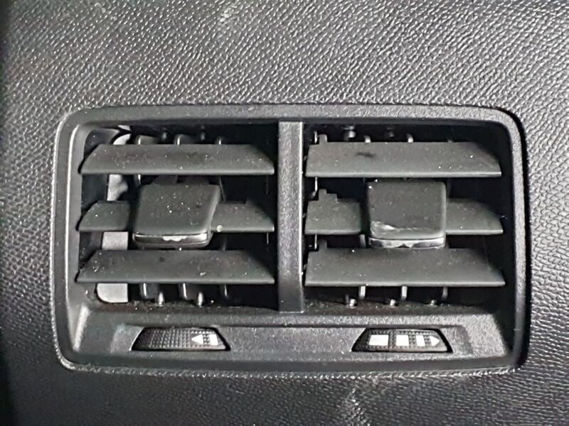 More views of Peugeot 408