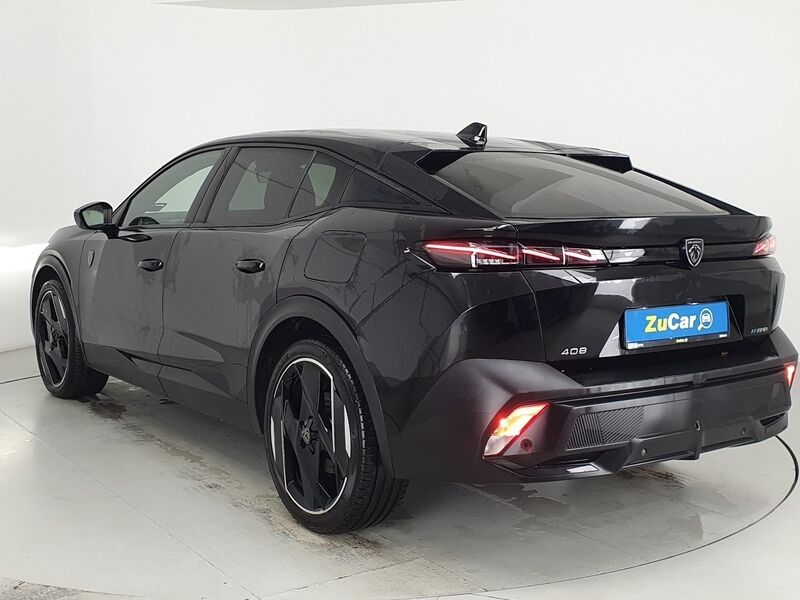 More views of Peugeot 408