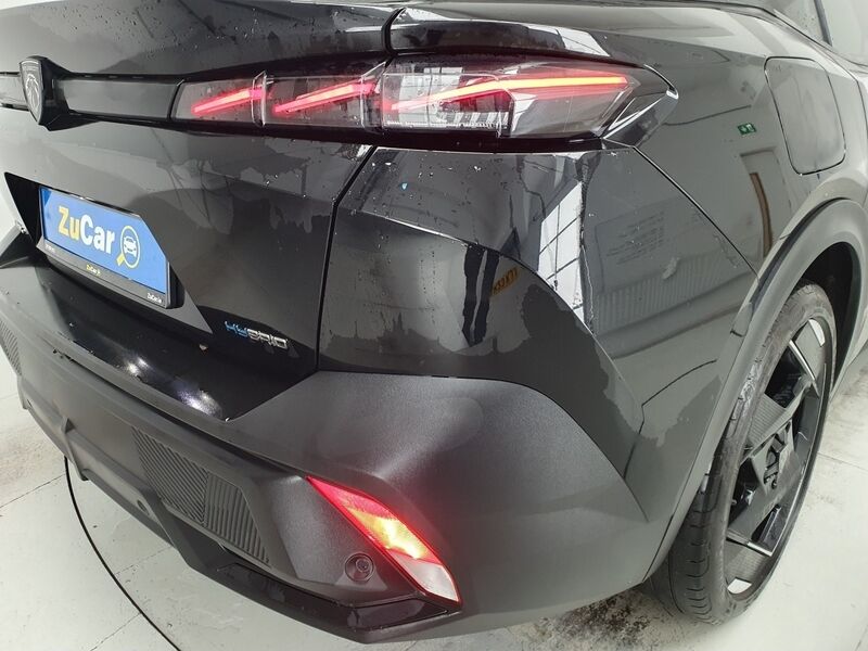 More views of Peugeot 408