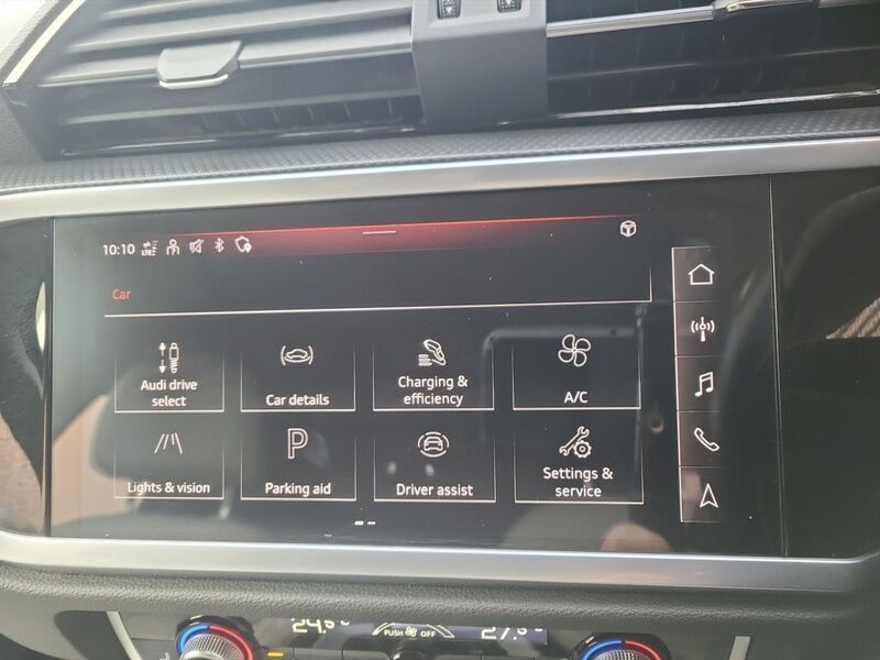 More views of Audi Q3